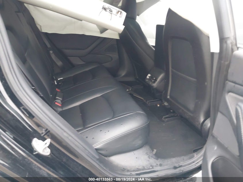 2018 Tesla Model 3 Long Range/Mid Range VIN: 5YJ3E1EA8JF151984 Lot: 40133563