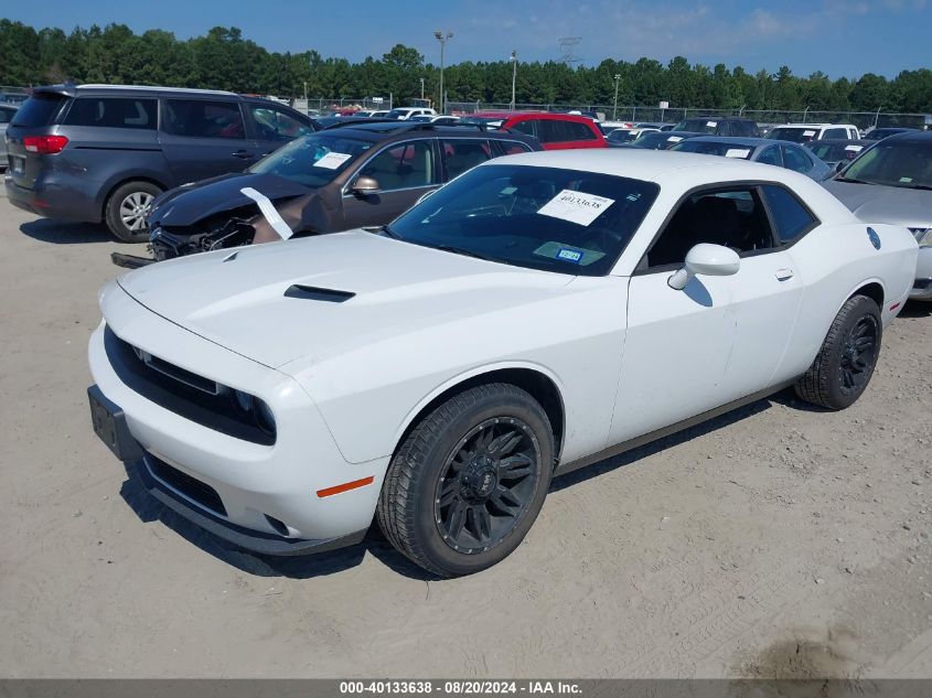 2C3CDZAG4HH568331 2017 DODGE CHALLENGER - Image 2