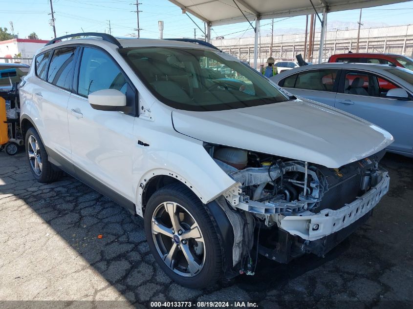 2017 FORD ESCAPE SE - 1FMCU0GD6HUB15907