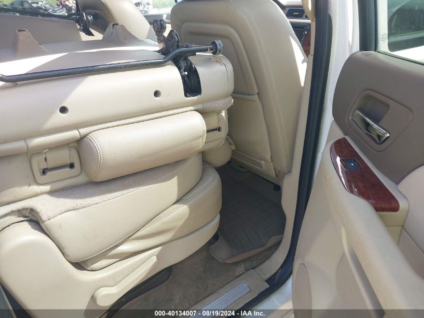 2010 Chevrolet Suburban 1500 Ltz VIN: 1GNUKKE3XAR280508 Lot: 40134007