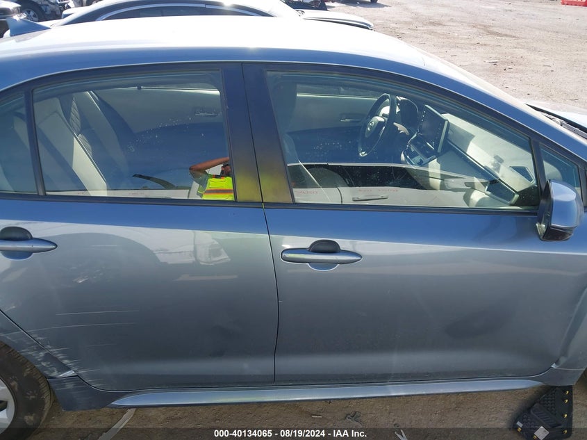 VIN JTDEPRAE1LJ071657 2020 TOYOTA COROLLA LE