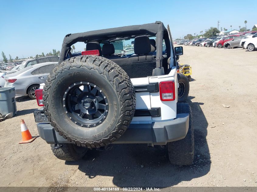 2014 Jeep Wrangler Unlimited Sport VIN: 1C4HJWDG0EL295293 Lot: 40134169