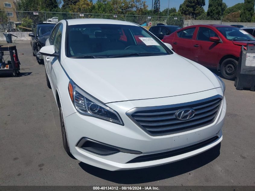 2017 HYUNDAI SONATA SE - 5NPE24AF3HH566727