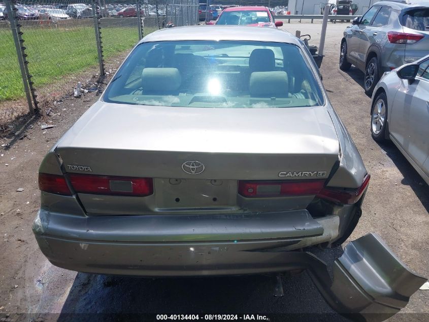 1999 Toyota Camry Le VIN: 4T1BG22K1XU530183 Lot: 40134404