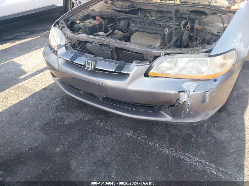 2000 Honda Accord 2.3 Ex VIN: 1HGCG6688YA093317 Lot: 40134845