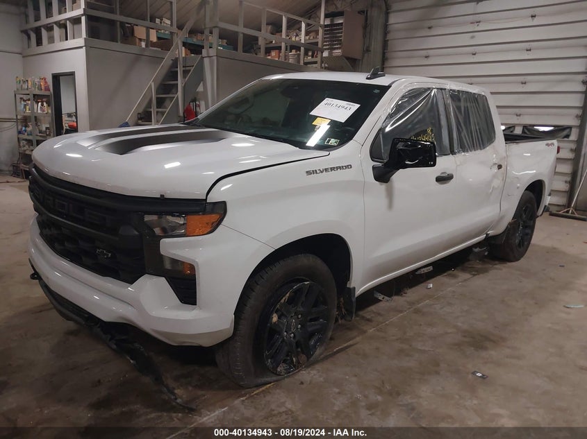 2022 CHEVROLET SILVERADO 1500 4WD  SHORT BED CUSTOM - 1GCPDBEK3NZ602287