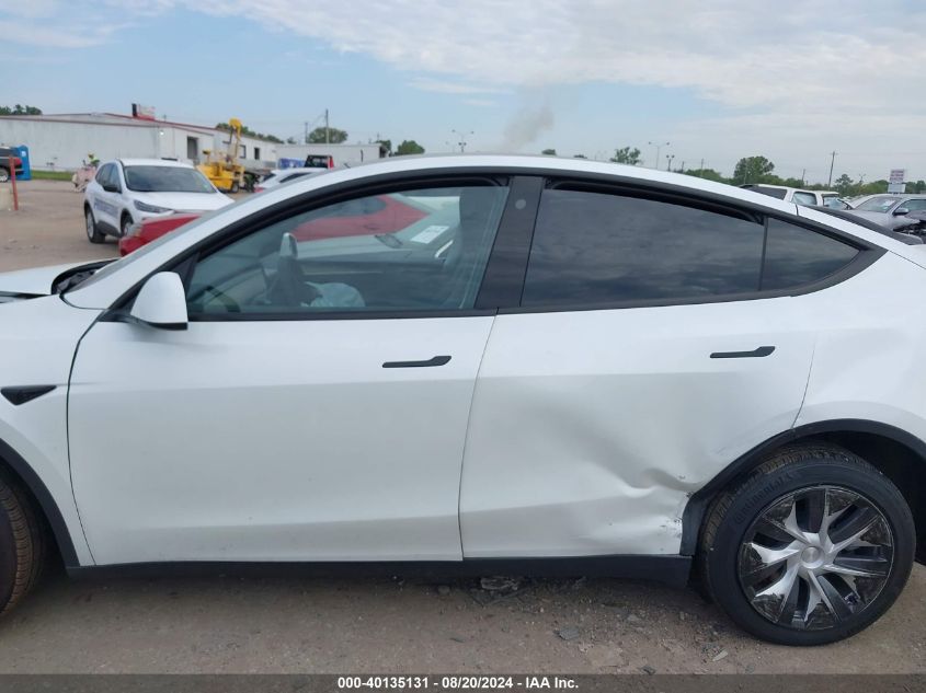 2022 Tesla Model Y VIN: 7SAYGDEE3NA022254 Lot: 40135131