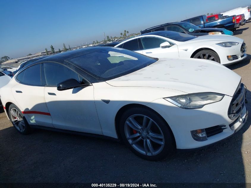 2015 Tesla Model S 70D/85D/P85D VIN: 5YJSA4H22FFP78930 Lot: 40135229