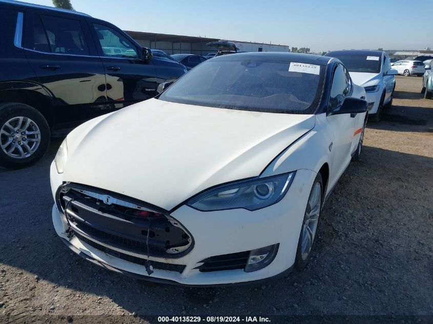 2015 Tesla Model S 70D/85D/P85D VIN: 5YJSA4H22FFP78930 Lot: 40135229