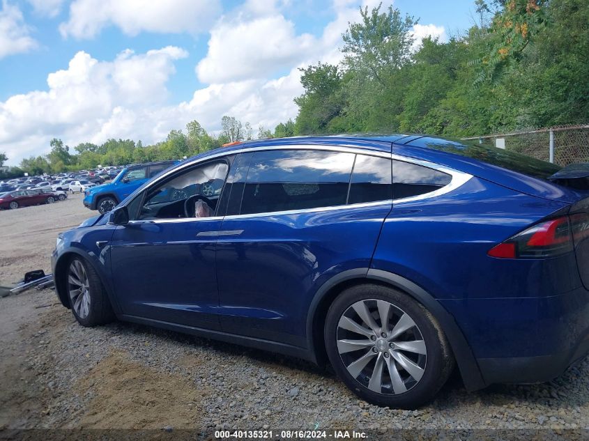 2019 Tesla Model X 100D/75D/Long Range/Standard Range VIN: 5YJXCDE26KF184887 Lot: 40135321