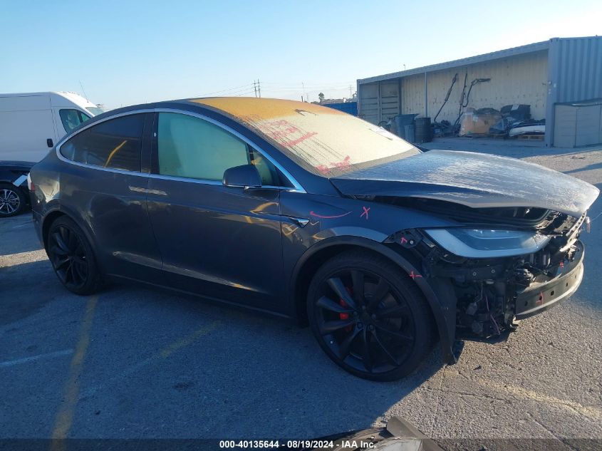 5YJXCBE46HF052808 2017 Tesla Model X P100D