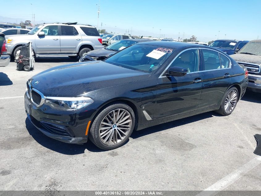 WBAJA9C58JB250926 2018 BMW 5 SERIES - Image 2