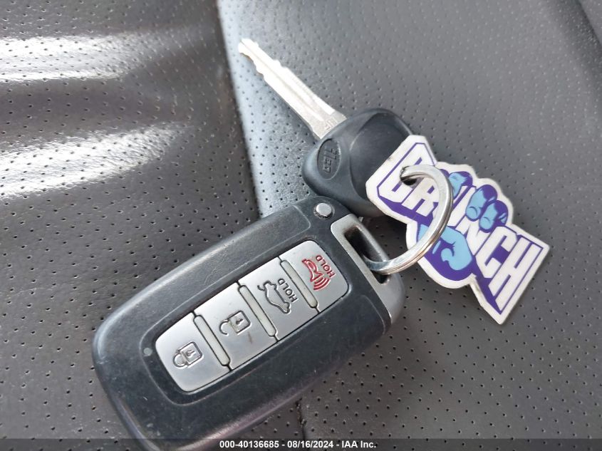 5NPDH4AE8DH185306 2013 Hyundai Elantra Limited