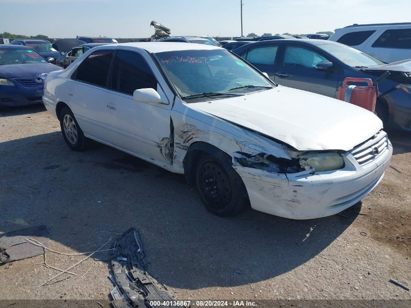 2000 Toyota Camry Ce/Le/Xle VIN: JT2BG22K0Y0447110 Lot: 40136867