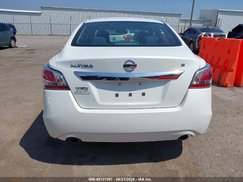 2015 Nissan Altima 2.5 S VIN: 1N4AL3AP5FN324068 Lot: 40137067