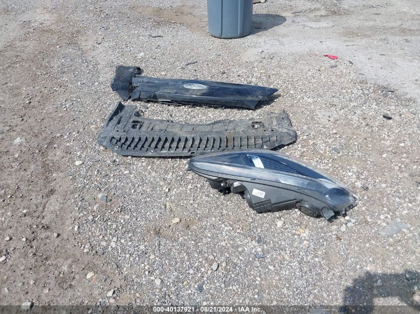 2021 Ford Escape Se VIN: 1FMCU0G67MUA83044 Lot: 40137921