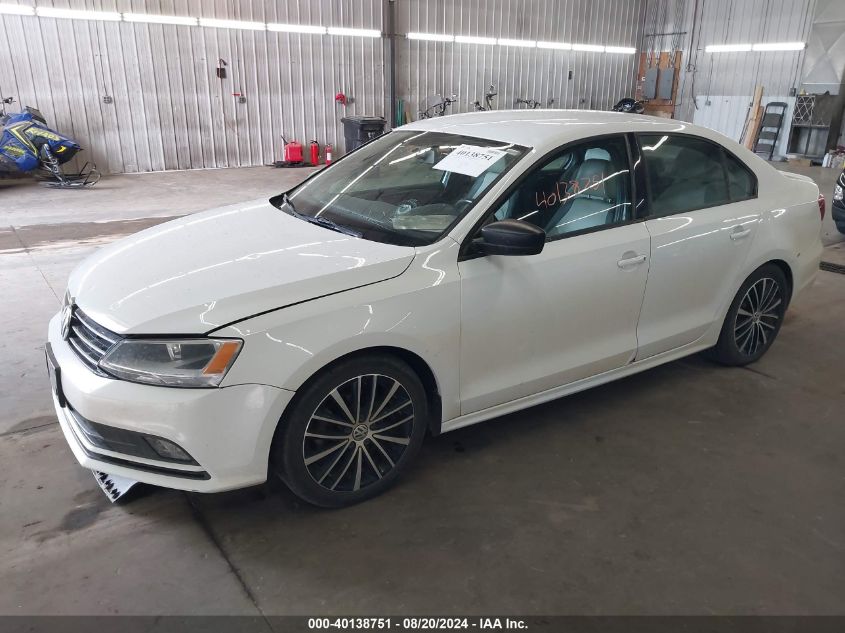 VIN 3VWD17AJ1FM405818 2015 Volkswagen Jetta, 1.8T S... no.2