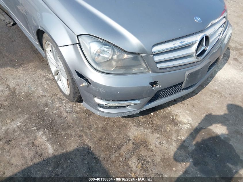 2012 Mercedes-Benz C 300 Luxury 4Matic/Sport 4Matic VIN: WDDGF8BB7CA639944 Lot: 40138834