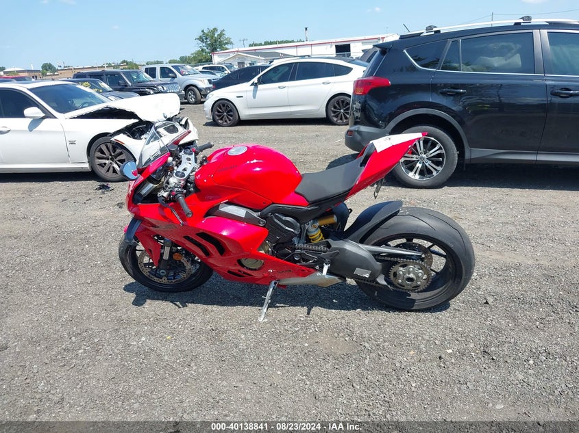 2022 DUCATI PANIGALE V4S - ZDMDAGWW3NB001971