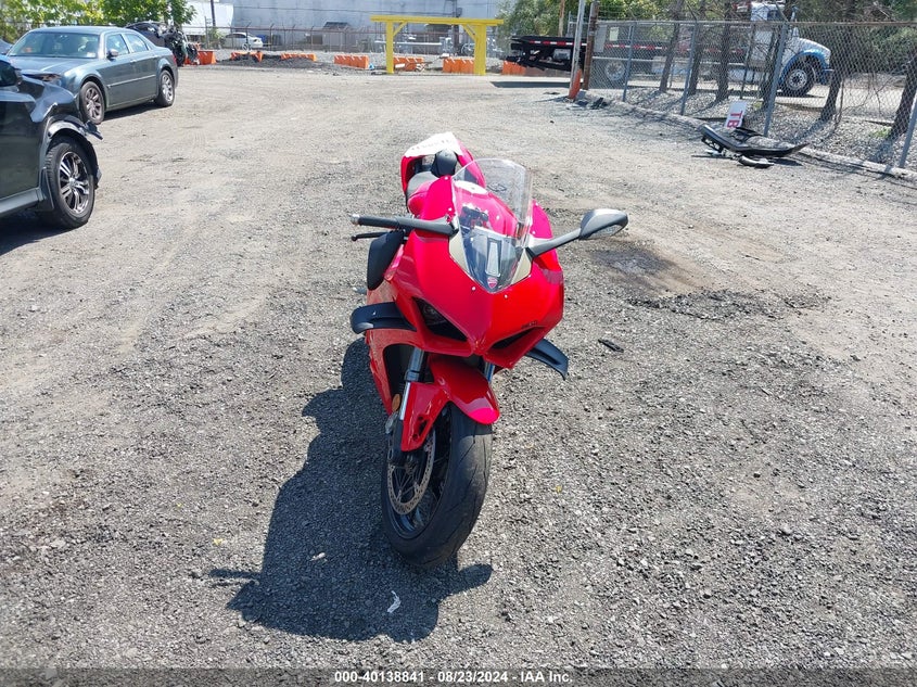 2022 DUCATI PANIGALE V4S - ZDMDAGWW3NB001971