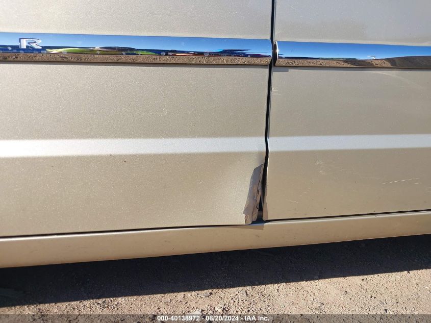 2011 Chrysler Town & Country Touring VIN: 2A4RR5DGXBR714156 Lot: 40138972