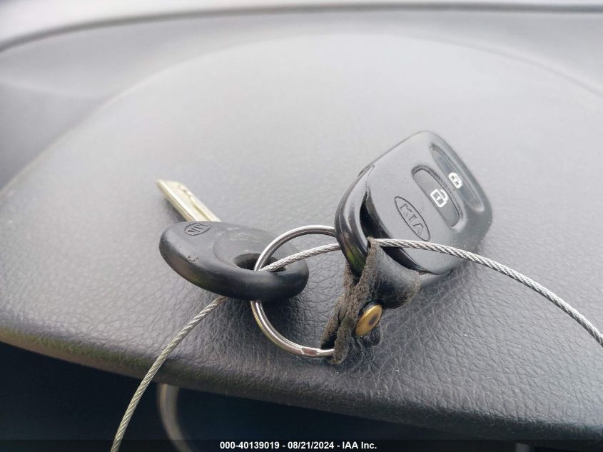 5XYKTDA69CG219886 2012 Kia Sorento Lx