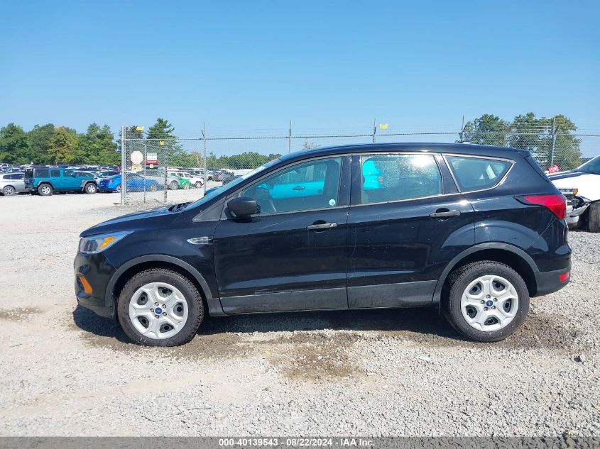 2019 Ford Escape S VIN: 1FMCU0F76KUA38460 Lot: 40139543