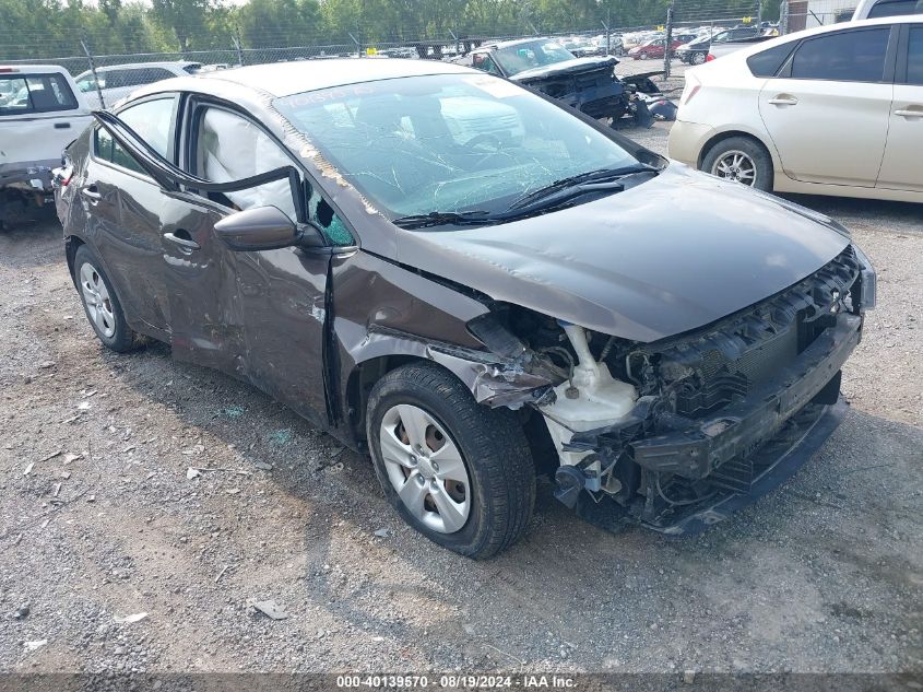 2018 Kia Forte Lx VIN: 3KPFL4A76JE164057 Lot: 40139570