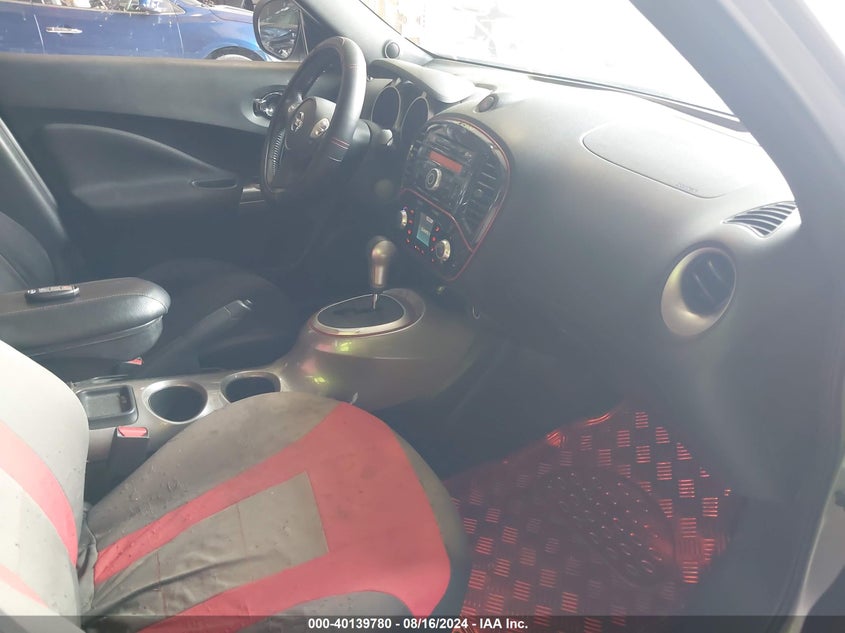 2011 Nissan Juke Sv VIN: JN8AF5MV0BT008692 Lot: 40139780