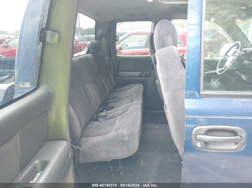 2000 Chevrolet Silverado 1500 Ls VIN: 2GCEC19TXY1364734 Lot: 40140370