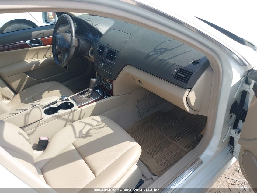 2011 MERCEDES-BENZ C 300 VIN: WDDGF8BB9BR151420