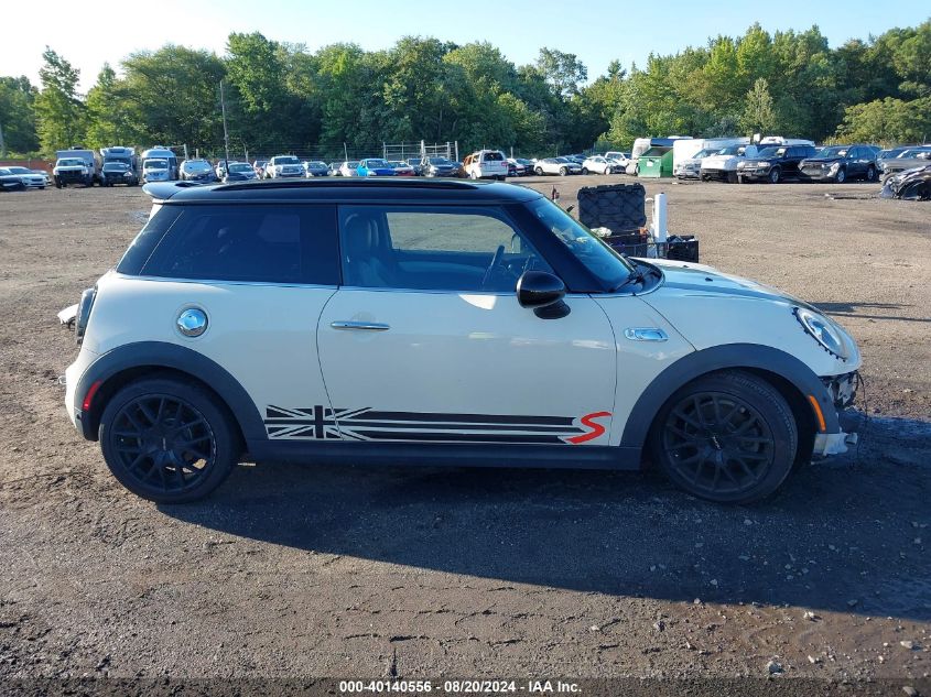 2016 Mini Cooper S VIN: WMWXP7C56G2A42696 Lot: 40140556