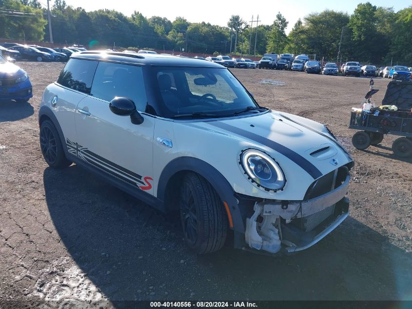 2016 Mini Cooper S VIN: WMWXP7C56G2A42696 Lot: 40140556