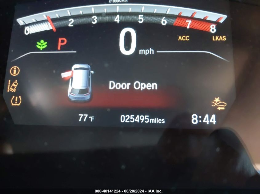 5J6RW2H94HL000477 2017 Honda Cr-V Touring