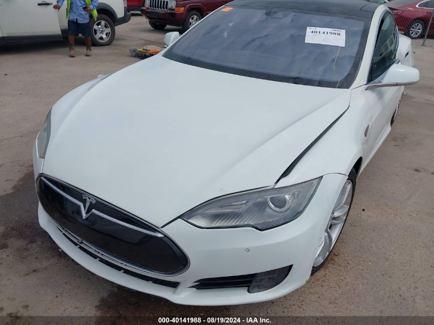 2015 Tesla Model S 70D/85D/P85D VIN: 5YJSA1S2XFF088737 Lot: 40141988