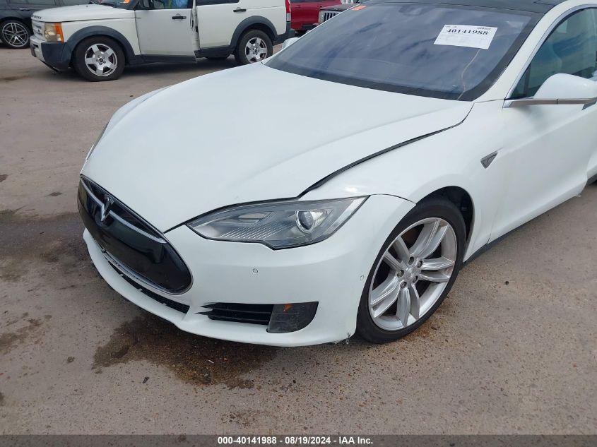 2015 Tesla Model S 70D/85D/P85D VIN: 5YJSA1S2XFF088737 Lot: 40141988