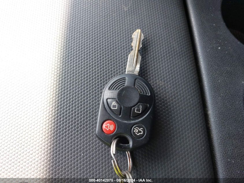 2008 Ford Escape Limited VIN: 1FMCU94188KA57597 Lot: 40142075