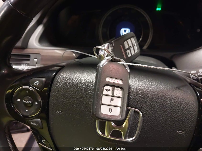 VIN JHMCR6F59HC007305 2017 HONDA ACCORD HYBRID EX-L