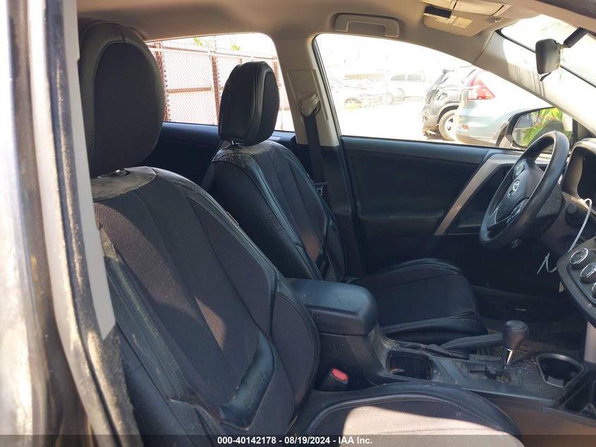 2017 TOYOTA RAV4 LE - JTMBFREV2HJ124423