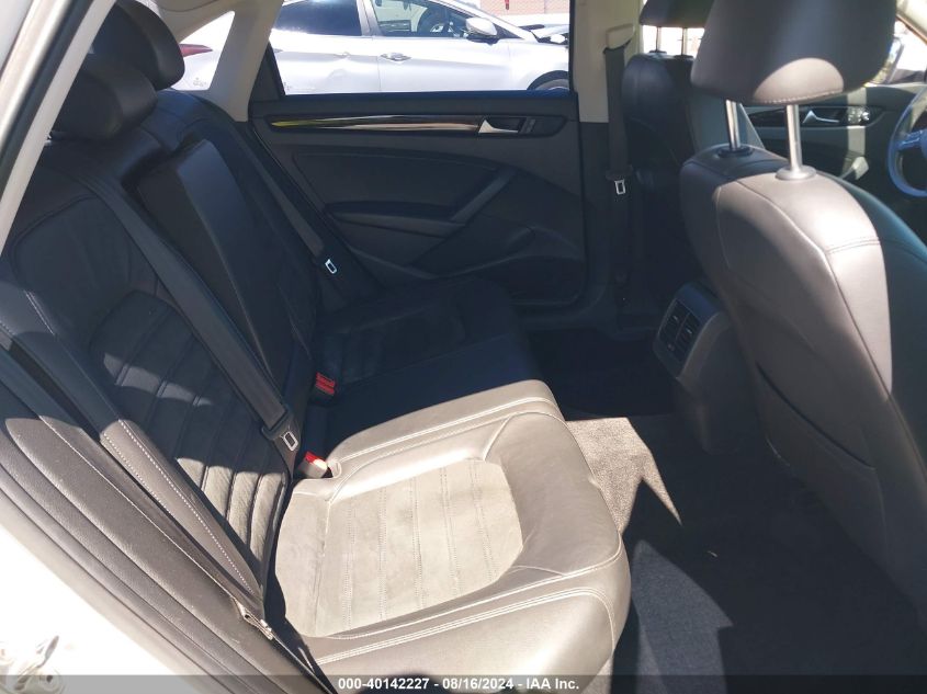 2014 Volkswagen Passat 1.8T Sel Premium VIN: 1VWCT7A37EC095651 Lot: 40142227