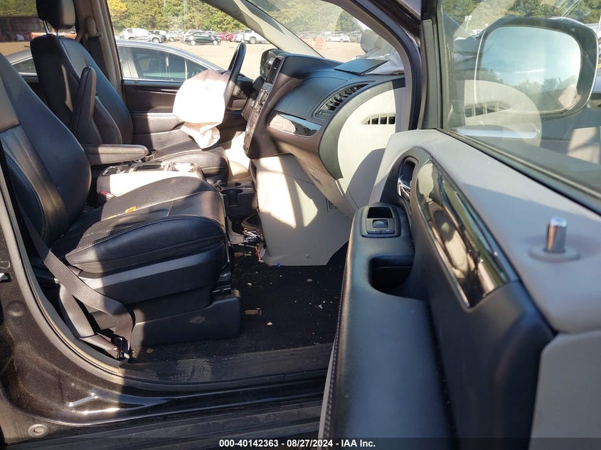 2014 CHRYSLER TOWN & COUNTRY TOURING - 2C4RC1BG3ER293002