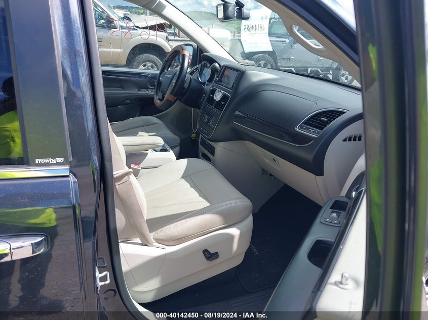 2014 CHRYSLER TOWN & COUNTRY TOURING-L - 2C4RC1CG9ER139392