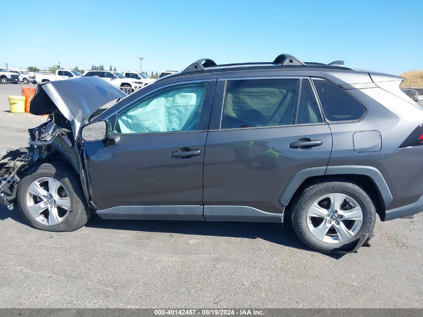 2019 Toyota Rav4 Xle VIN: 2T3W1RFVXKW023721 Lot: 40142457