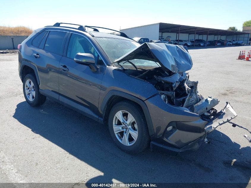 2019 Toyota Rav4 Xle VIN: 2T3W1RFVXKW023721 Lot: 40142457