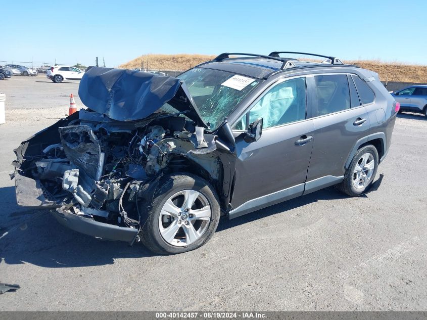 2019 Toyota Rav4 Xle VIN: 2T3W1RFVXKW023721 Lot: 40142457