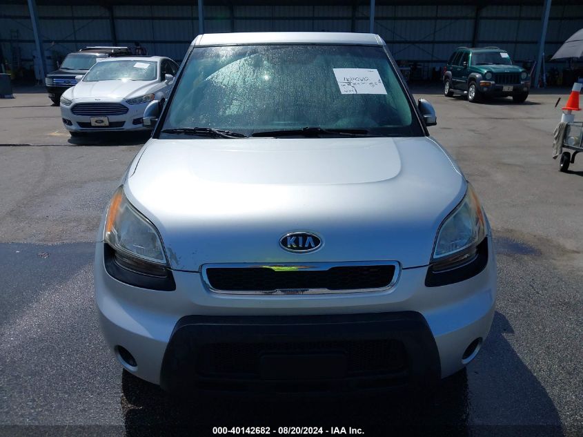 2011 Kia Soul + VIN: KNDJT2A28B7315050 Lot: 40142682