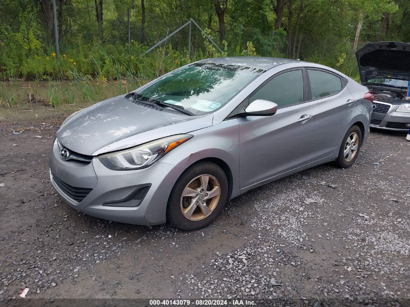 5NPDH4AE8FH564132 2015 HYUNDAI ELANTRA - Image 2