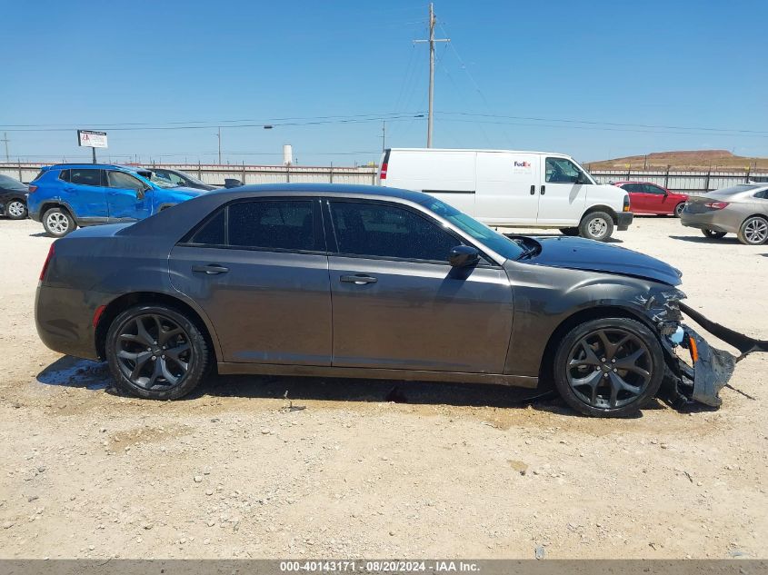 2021 Chrysler 300 Touring VIN: 2C3CCAAG2MH640660 Lot: 40143171