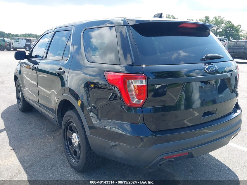 VIN 1FM5K8AR4HGD57434 2017 FORD UTILITY POLICE INTERCEPTOR