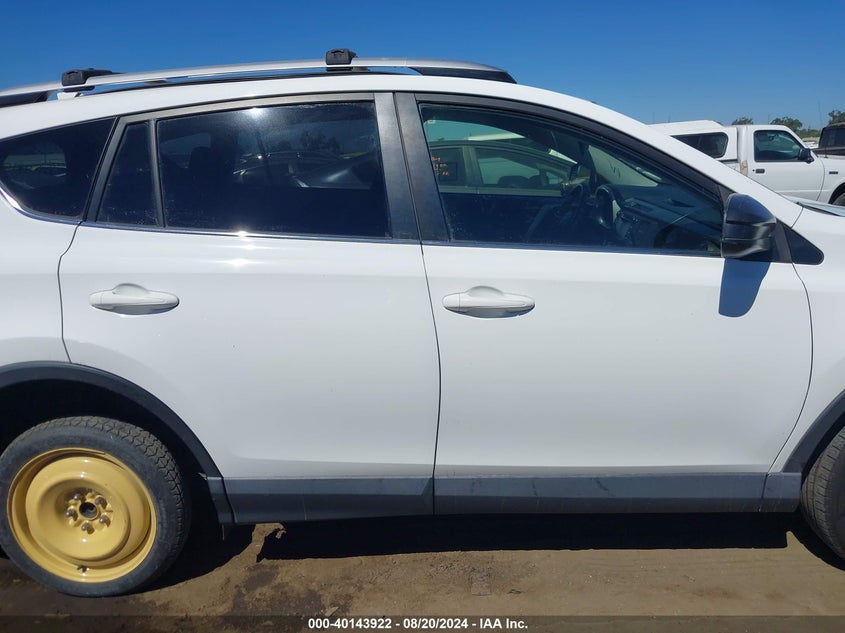2016 TOYOTA RAV4 LE - JTMZFREV8GJ087634